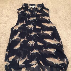 Shark high-low button up tank top